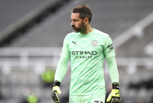 OFFICIAL: Scott Carson signs a one-year contract extension