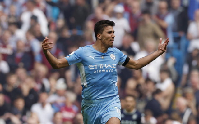 Club legend believes Rodri is better than Man United's Casemiro Club legend believes Rodri is better than Man United's Casemiro