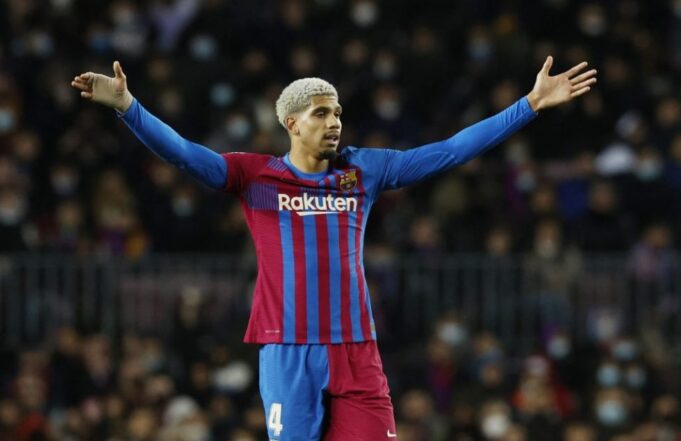 5. Ronald Araujo: Manchester City defender transfer targets