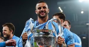 Kyle Walker rules out Bayern move as he intends to stay at Manchester City